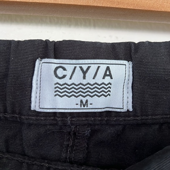 Men’s Joggers - Picture 3 of 5